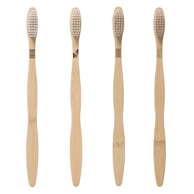 LOT DE 4 BROSSES À DENTS EN BAMBOU